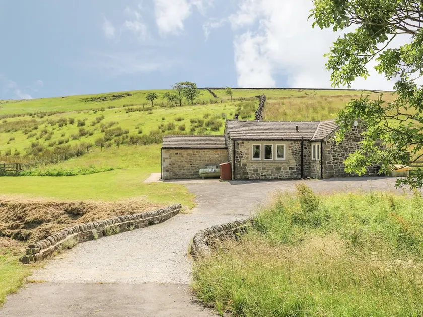 Beckside Cottage - Image 1