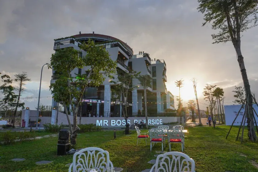 Mr Boss House Hotel & Apartment - Image 1