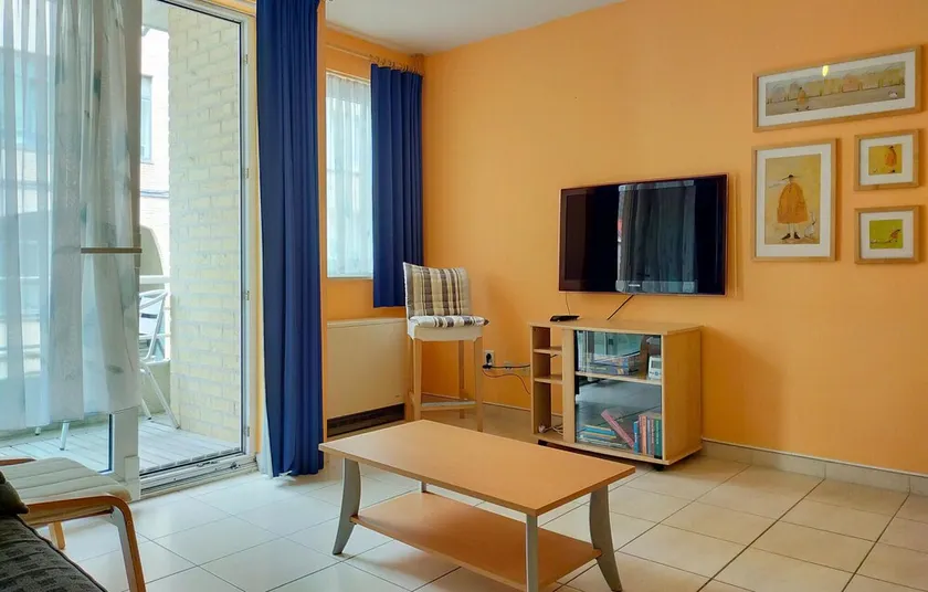 Stunning Apartment in Oostende With Wifi and 2 Bedrooms - Image 1
