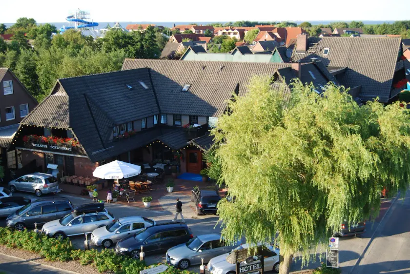 Horn Van Diek - Image 1