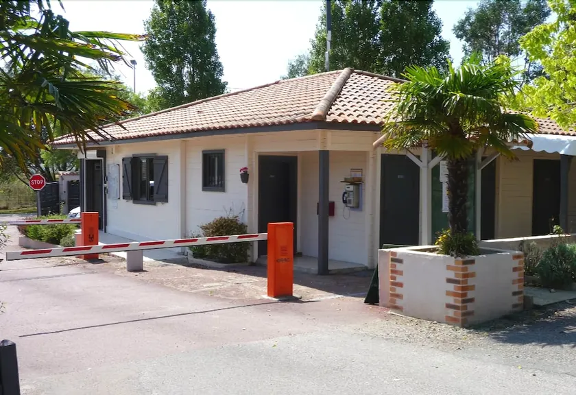 Camping Clos Moulin - Image 1