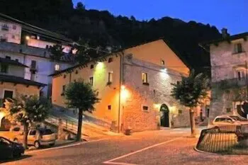 Hotel Il Maniero - Image 1
