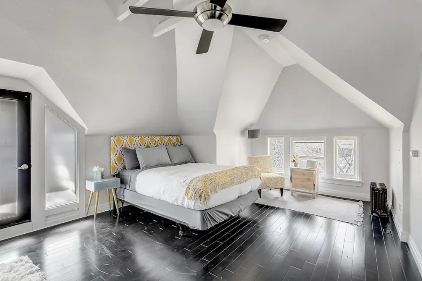 Mir1638 Hidden Gem in Heart of Cap Hill - Image 1