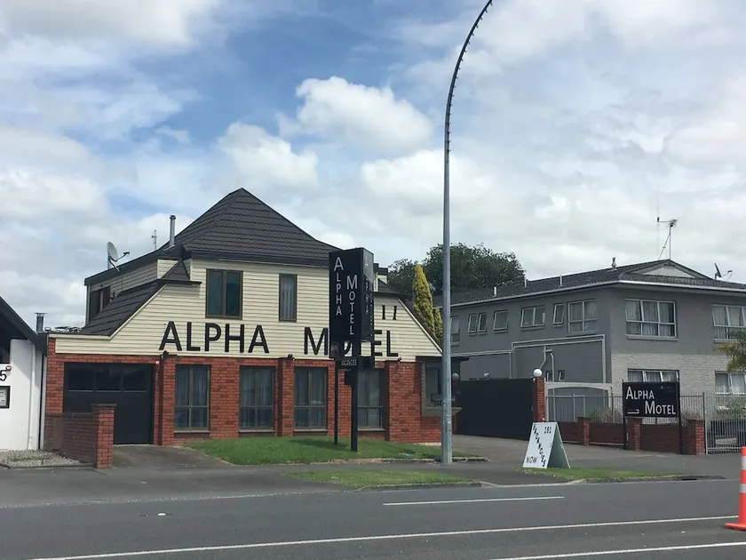 Alpha Motel - Image 1