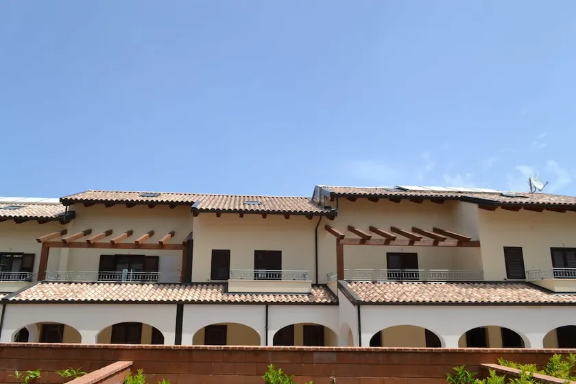 Emma’s Apartments - Image 1