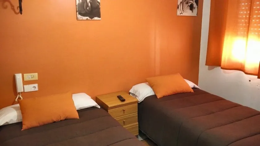Porta Nova Apartamentos - Image 1