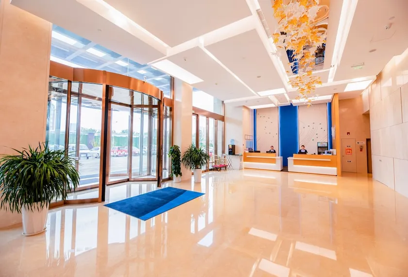 Holiday Inn Express Yantai Fulai - Image 1