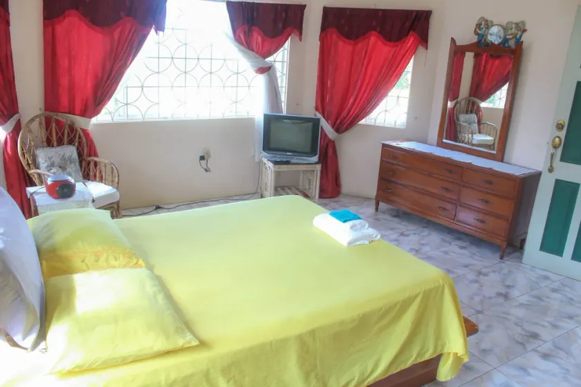 Kool Rooms Guest House - Image 1