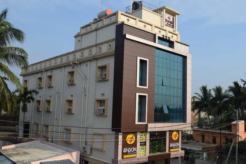 Hotel Bnson Blue - Image 1