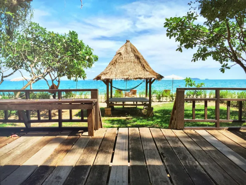 Mooban Talay Resort - Image 1