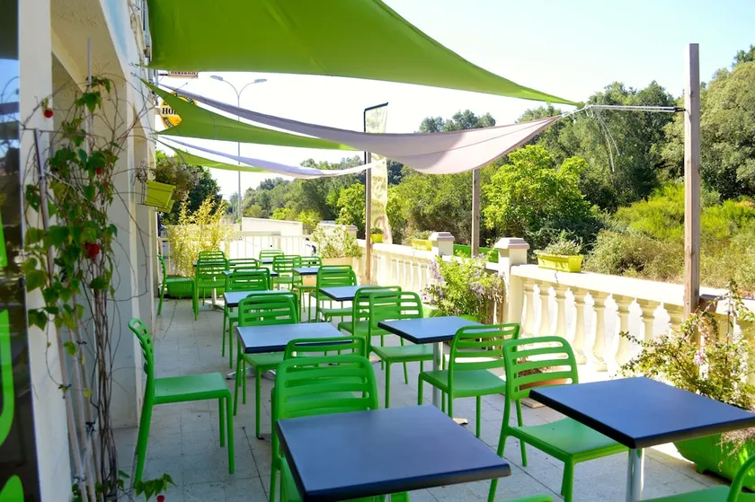 Le Riviera - Image 1