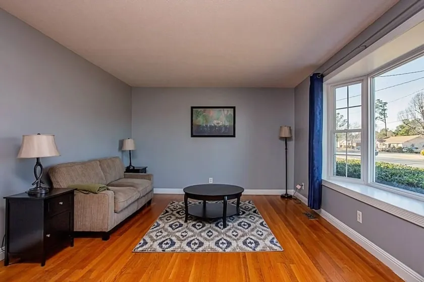The Dandridge Guest House - Image 1