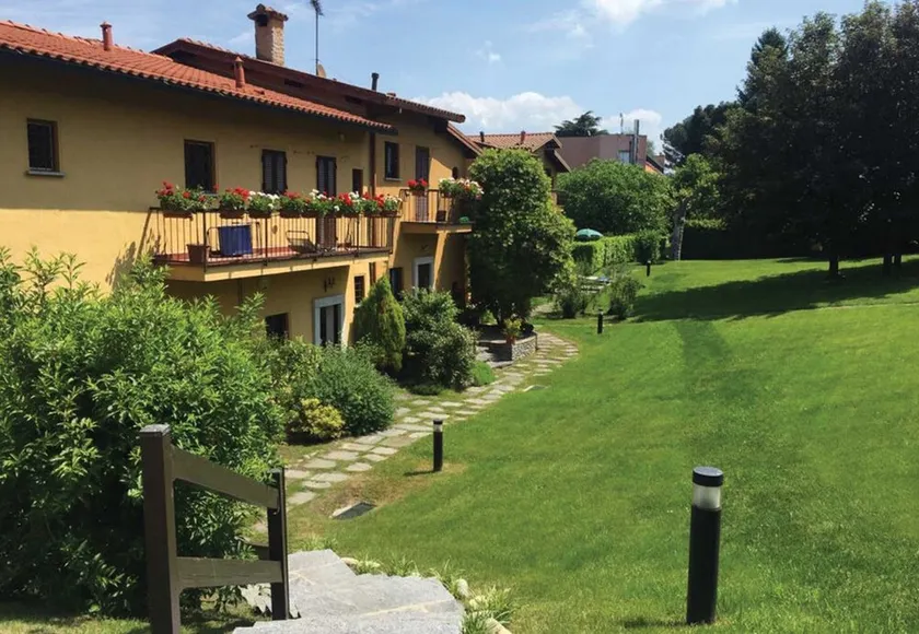 Lake View Pool Apartment in Ranco - Image 1