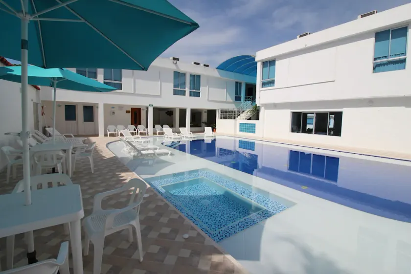 Best Day Hotel - Image 1