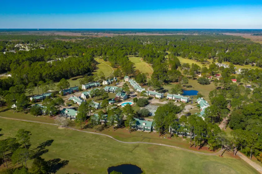 Crown Resorts at Hickory Hills - Image 1