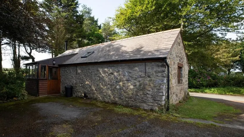 Sweet Pea Cottage - Image 1
