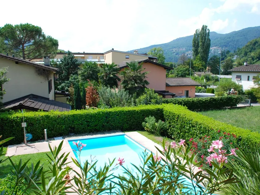 Caslago - Image 1
