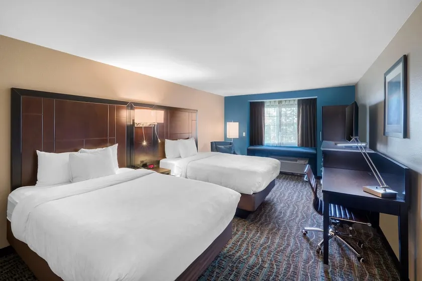 Clarion Inn Auburn Seattle - Image 1