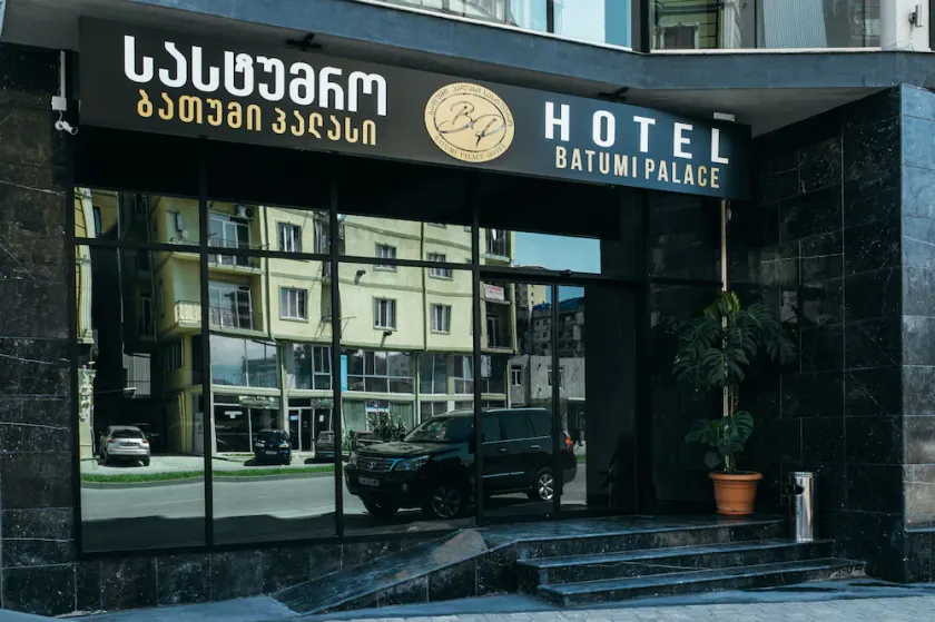 Hotel Batumi Palace - Image 1