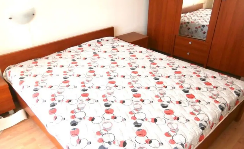 Beautiful 2-bed Apartment in Sveti Vlas - Image 1