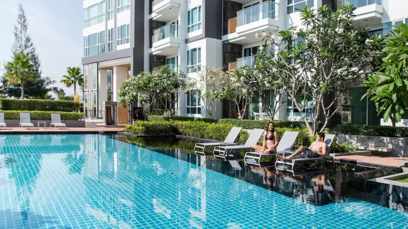 First Choice Grand Suites - Image 1