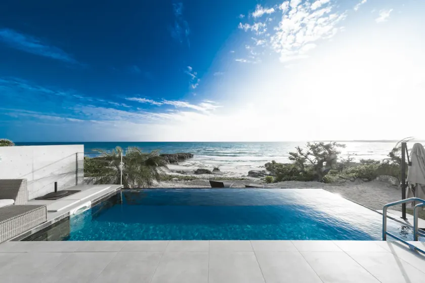 D's Grow Resort Infinity Pool Villa - Image 1