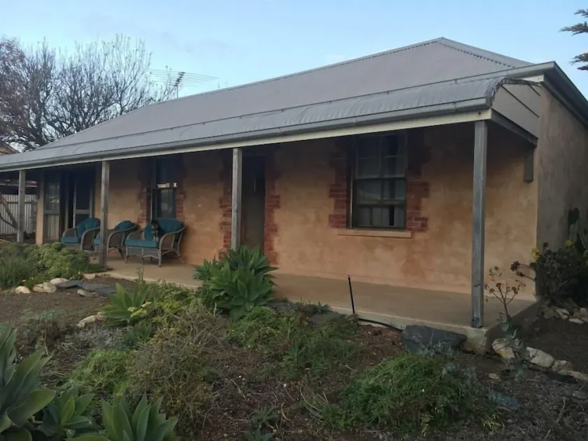 Wyndbourne Cottage - Image 1