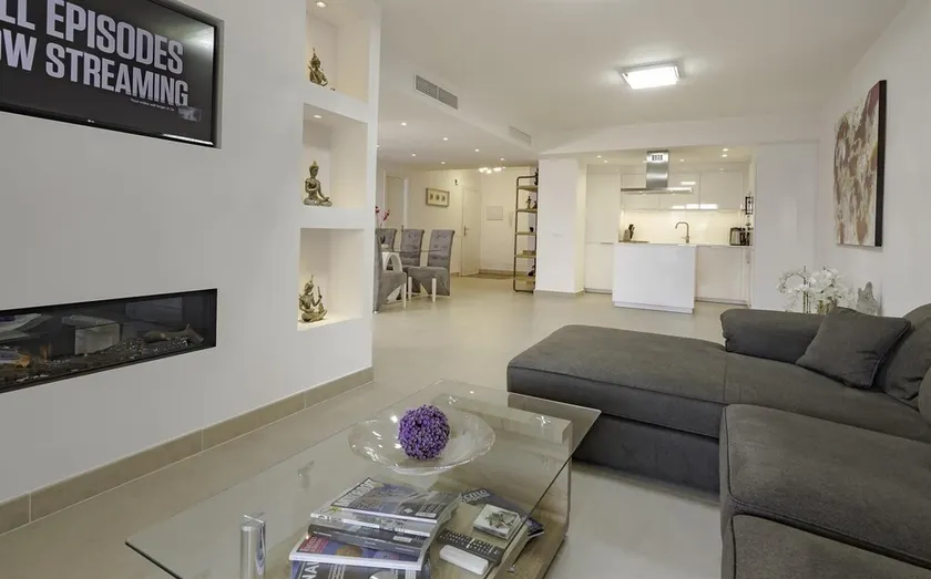 FANTASTIC APARTMENT NEAR PUERTO BANUS - Image 1