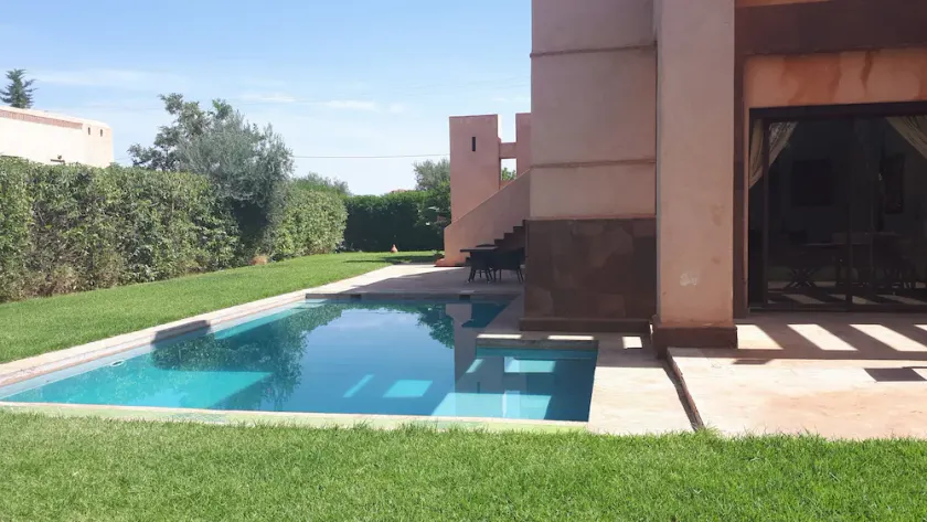 Apple Villa - Image 1