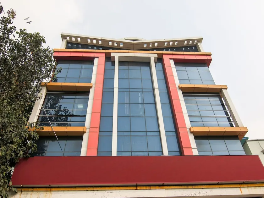OYO 10710 KSN Residency - Image 1