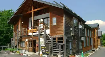 Cottage Yuyu - Image 1