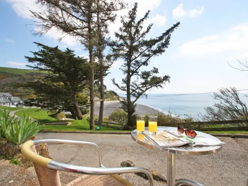Sea Breeze - Image 1
