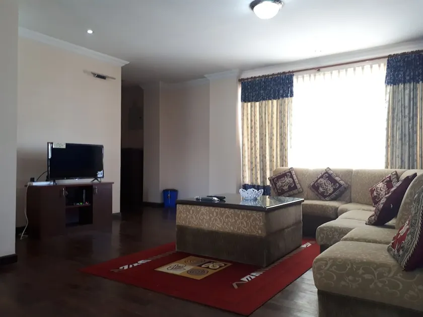 Grande Tower 6b apartment - Image 1