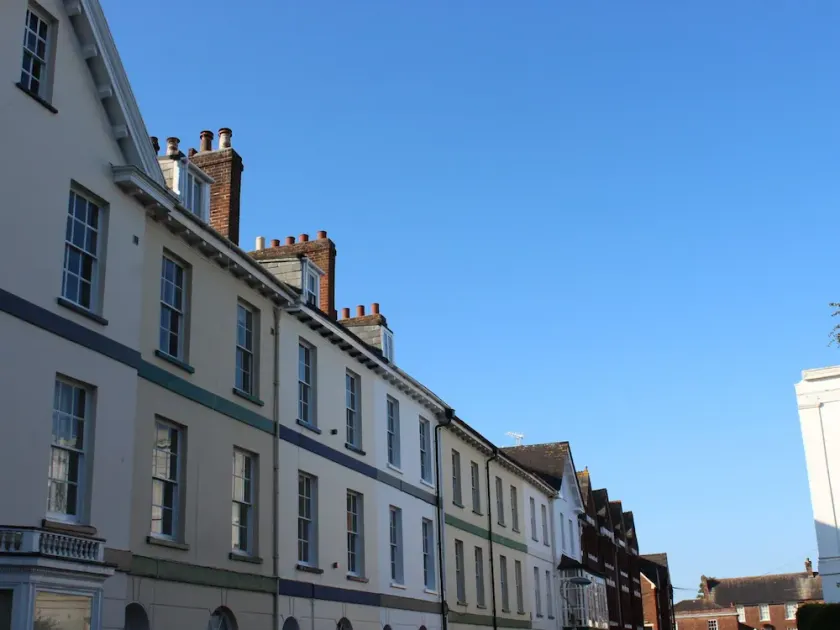 Bendene Townhouse - Image 1