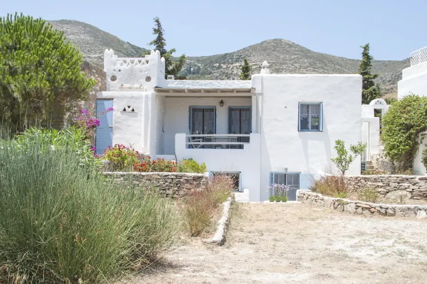 Elysium Paros - Image 1