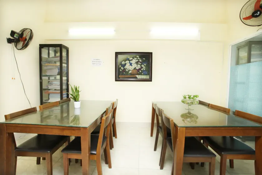 Legend Hotel - Image 1
