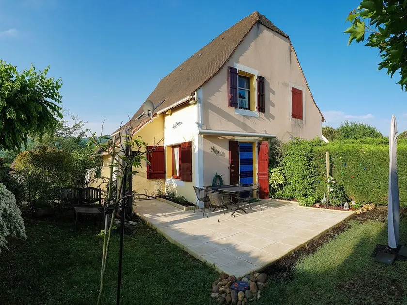 Beautiful Holiday Home in Aquitaine Near the Forest - Image 1