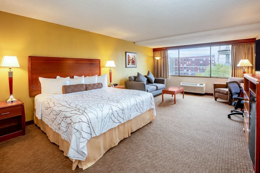 Executive Inn By The Space Needle - Image 1