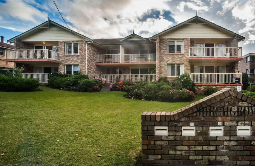 Birchgrove Collers Beach - Pet-Friendly Apartment - Image 1