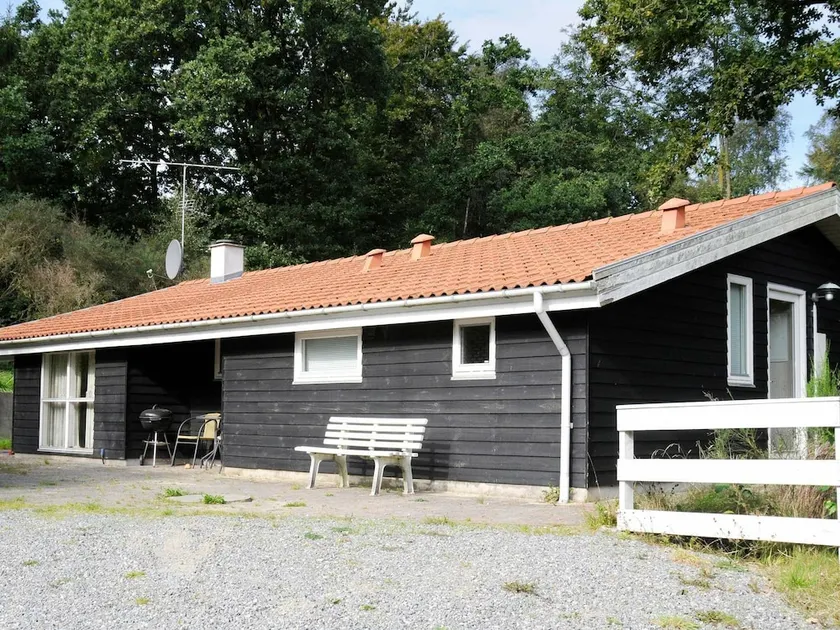 Cozy Holiday Home in Jutland With Sauna - Image 1