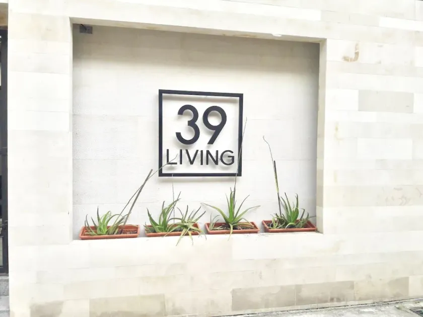 39 Living Bangkok - Image 1