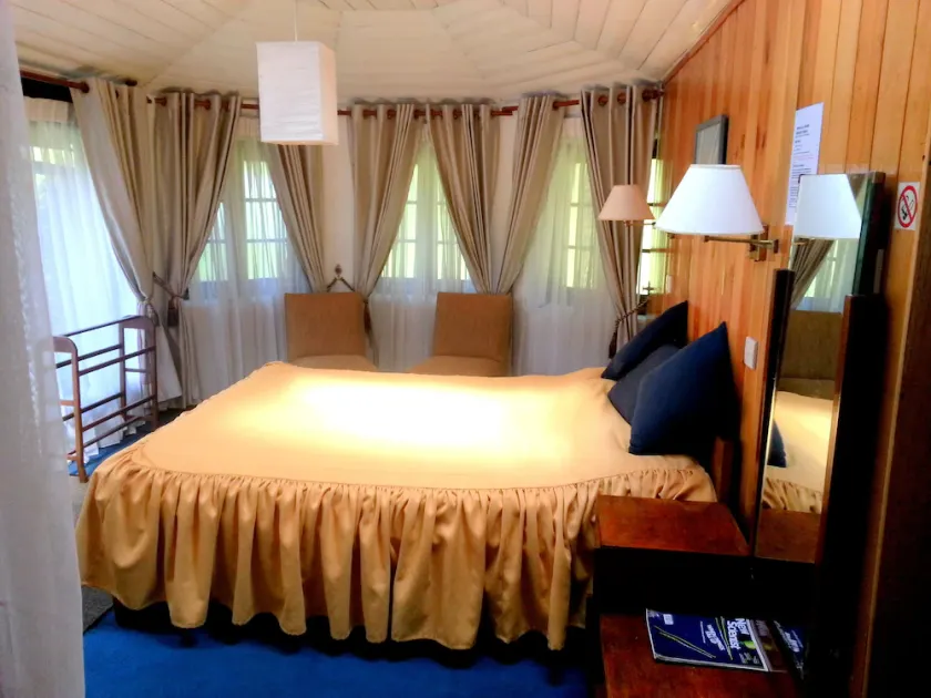 Meenaella Colonial Bungalow - Image 1