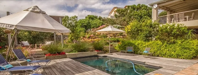 Bahari Beach House - Image 1