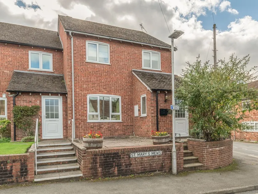 St. Marys Mews Cottage - Image 1