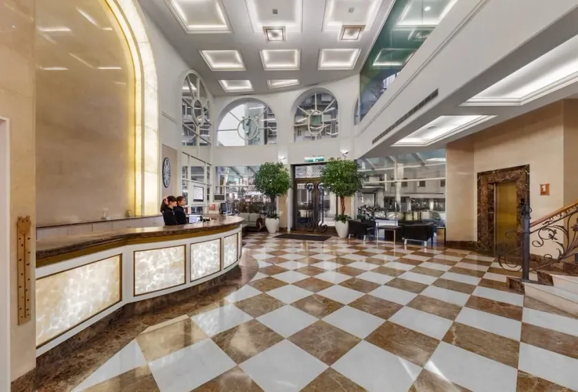 Chuang-Tang Spring Spa Hotel - Image 1