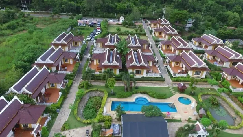 Khao Tao Lake And Beach Villas - Image 1