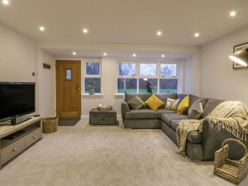 Hare Cottage - Image 1
