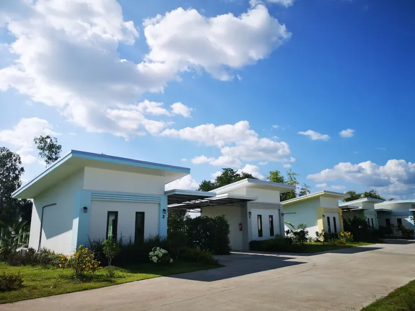 Taweesup Resort - Image 1