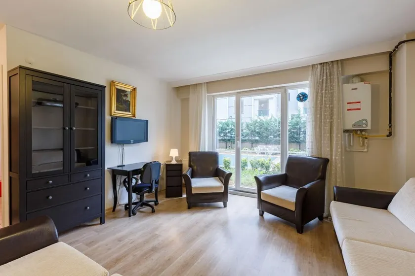 Cozy Flat Near Public Transportation in Tuzla - Image 1
