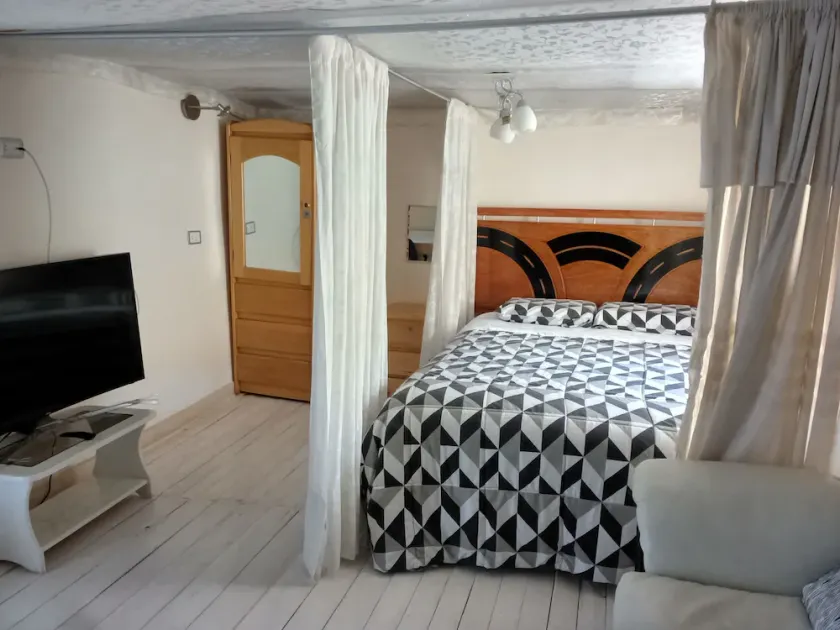 Casa Hotel Autonoma - Image 1